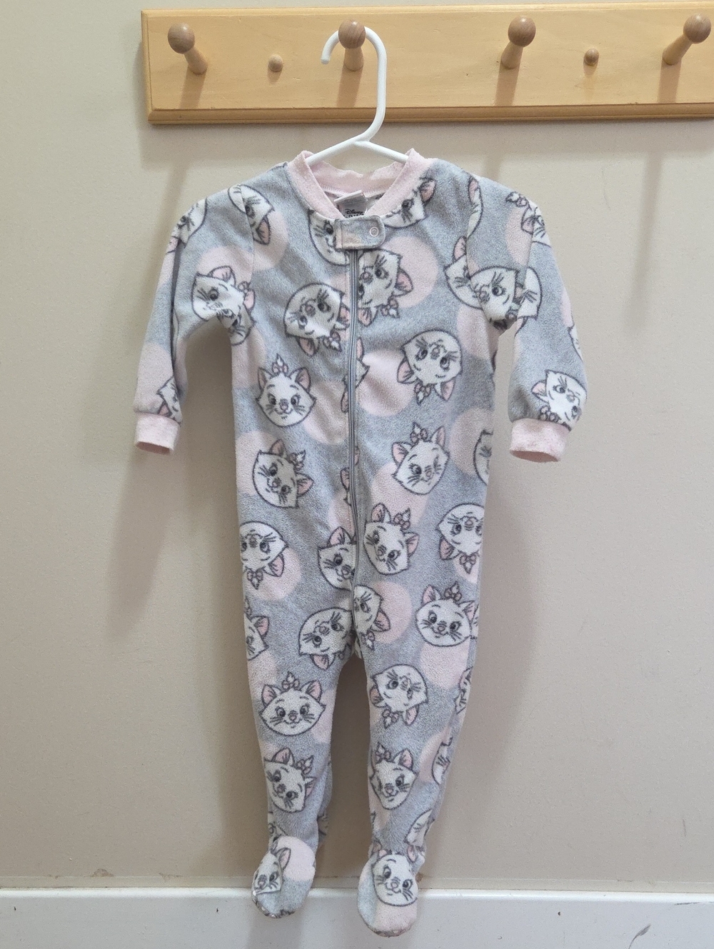 Baby Girls' Pink & Gray 'Marie' Kitten Fleece One-Piece Footed Pajamas